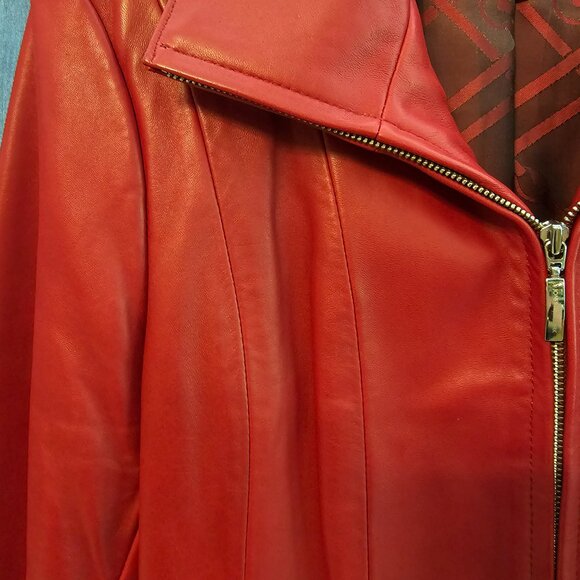 Jones New York stunning red leather coat. Size M - Picture 2 of 6
